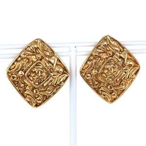 CHANEL Vintage Gold Earrings